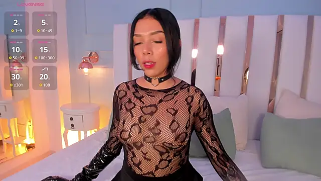 Snapshot of selene_phmoon chatting on 11-10-25, 01:37 selene phmoon online show from 11-10-25, 01:37