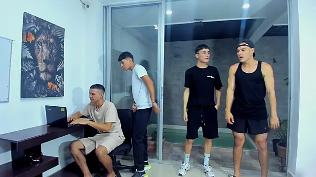 Crazymen hot online show from 09-15-25, 02:11