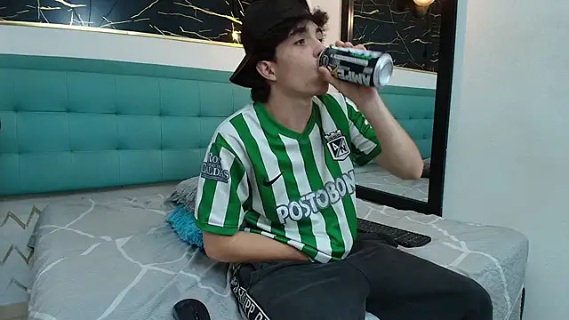 dia fax18 online show from 10-16-25, 08:54