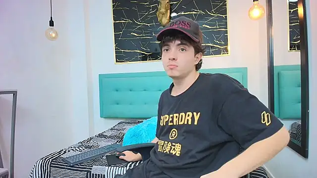 dia fax18 online show from 10-27-25, 07:40