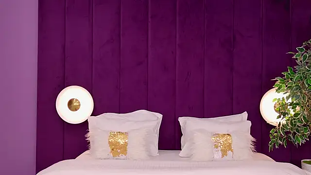 NoraHaynes online show from 01-19-26, 03:21