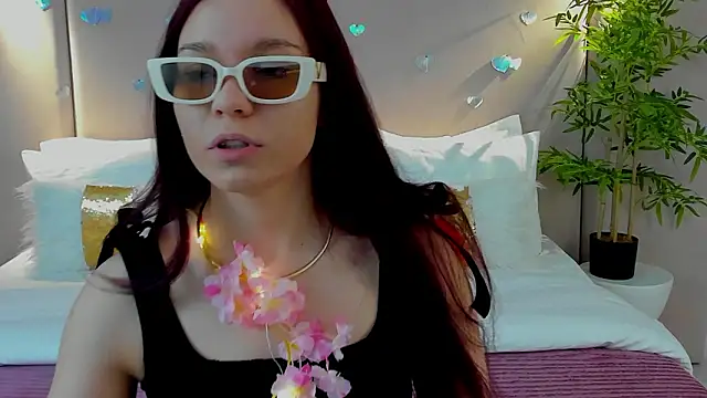 NoraHaynes online show from 02-13-26, 03:13