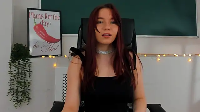 NoraHaynes online show from 04-20-26, 03:09