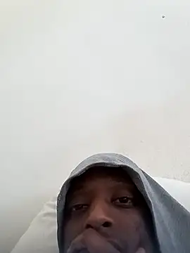 Snapshot of Mr_Sensyual chatting on 05-30-26, 11:07 Mr Sensyual online show from 05-30-26, 11:07