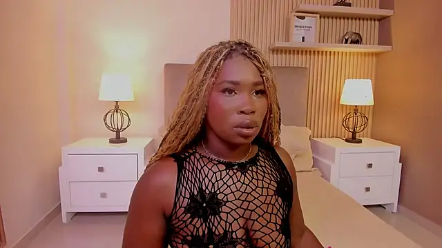 SerenaWinslow online show from 04-10-26, 12:21