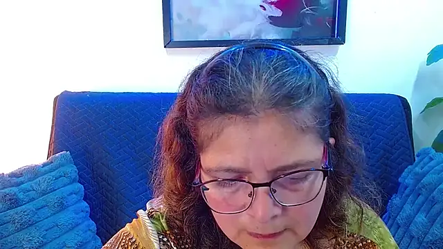 Snapshot of Linda_banks_ chatting on 09-27-25, 01:32 Linda banks online show from 09-27-25, 01:32