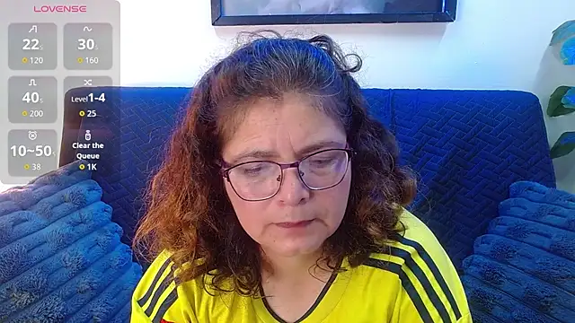 Snapshot of Linda_banks_ chatting on 10-16-25, 12:55 Linda banks online show from 10-16-25, 12:55