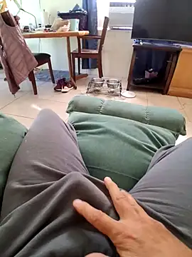 Snapshot of pullitoff chatting on 01-19-26, 03:49 pullitoff online show from 01-19-26, 03:49