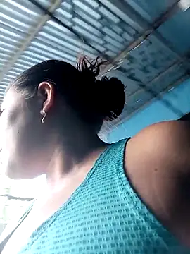 Snapshot of hotmom33 chatting on 09-28-25, 11:59 hotmom33 online show from 09-28-25, 11:59