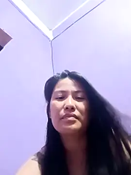 Snapshot of Uniquebeauty32 chatting on 02-25-26, 11:20 Uniquebeauty32 online show from 02-25-26, 11:20