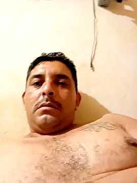 Snapshot of 125Delfin90 chatting on 10-31-25, 05:30 125Delfin90 online show from 10-31-25, 05:30