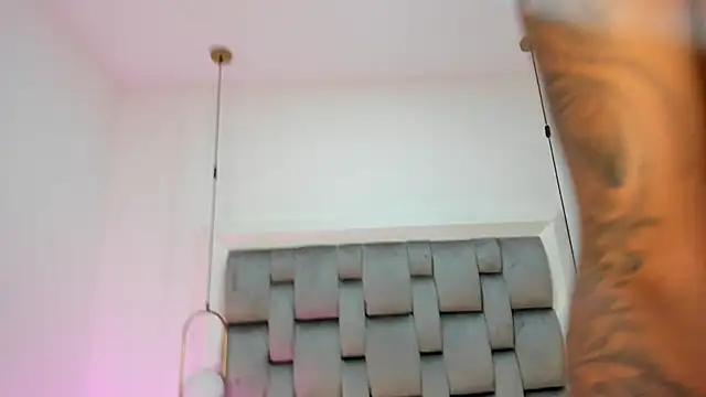 Snapshot of OnlyGia chatting on 02-13-26, 03:46 OnlyGia online show from 02-13-26, 03:46