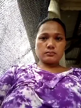 Snapshot of lady_helen00 chatting on 11-23-25, 10:09 lady helen00 online show from 11-23-25, 10:09