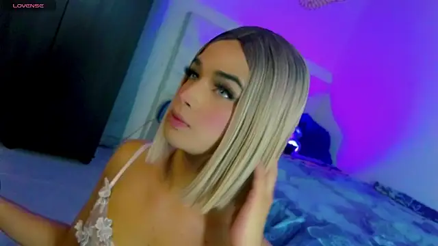 HANNAH BACKERS online show from 10-04-25, 11:36