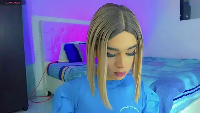 HANNAH BACKERS online show from 10-06-25, 09:23