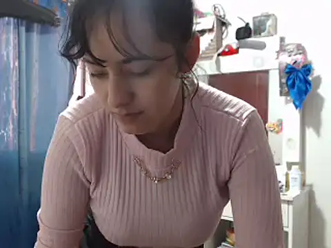 annie clark2 online show from 12-08-24, 07:32