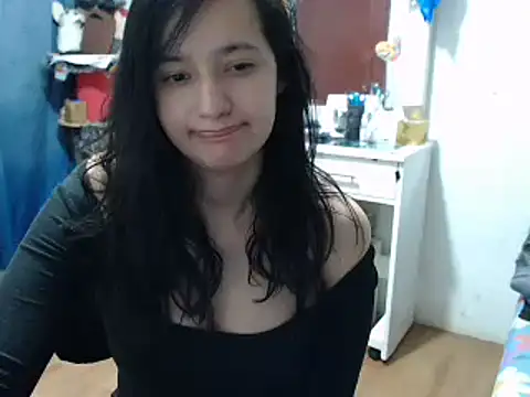 annie clark2 online show from 12-12-24, 04:37