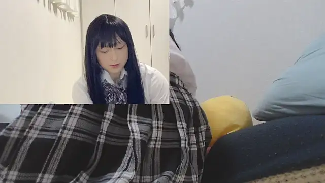 Snapshot of Mia032 chatting on 09-21-25, 01:35 Mia032 online show from 09-21-25, 01:35