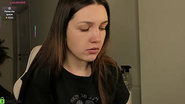 MalvinaDream online show from 01-11-26, 12:48