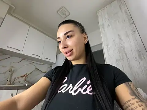 Snapshot of BlueEyes_BB chatting on 03-05-26, 04:14 BlueEyes BB online show from 03-05-26, 04:14