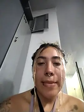 Snapshot of _ManuVeelez chatting on 11-21-25, 01:15 ManuVeelez online show from 11-21-25, 01:15