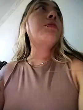 Snapshot of _ManuVeelez chatting on 11-29-25, 06:49 ManuVeelez online show from 11-29-25, 06:49