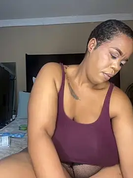 Snapshot of THICKBUNNYCHICKxxx chatting on 09-28-25, 07:41 THICKBUNNYCHICKxxx online show from 09-28-25, 07:41