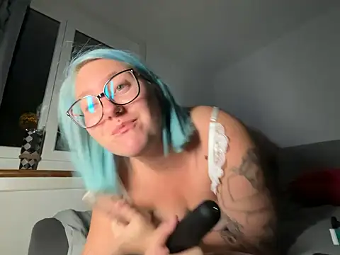 lablonde2025 online show from 09-30-25, 07:41