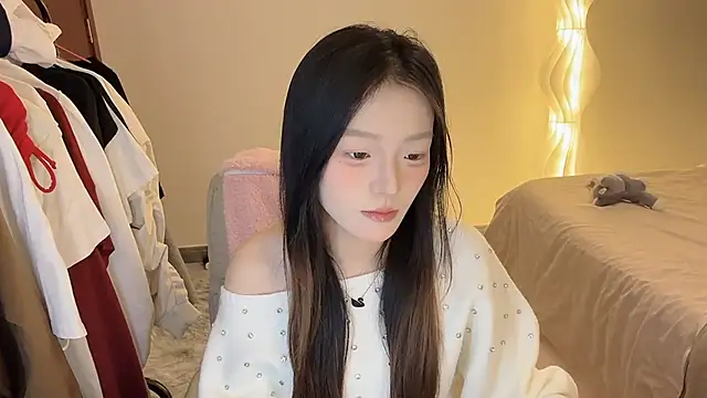 Robin-o3 online show from 11-21-25, 10:58