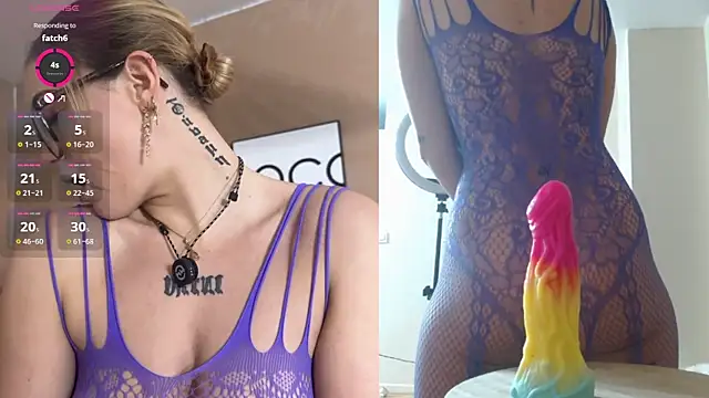 Snapshot of zoeypink chatting on 11-22-25, 06:23 zoeypink online show from 11-22-25, 06:23