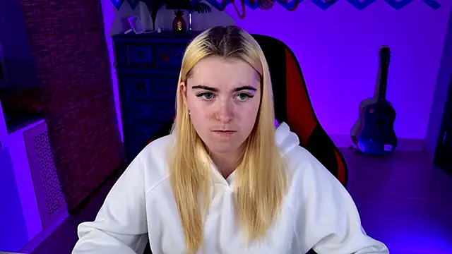 Stef Nicks online show from 09-13-25, 09:09