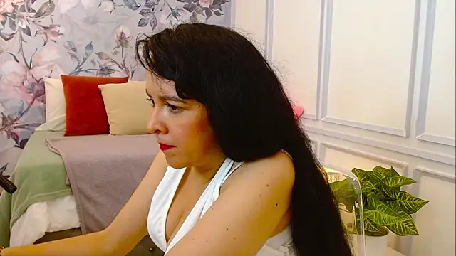 Snapshot of MiiaLane chatting on 09-30-25, 01:38 MiiaLane online show from 09-30-25, 01:38