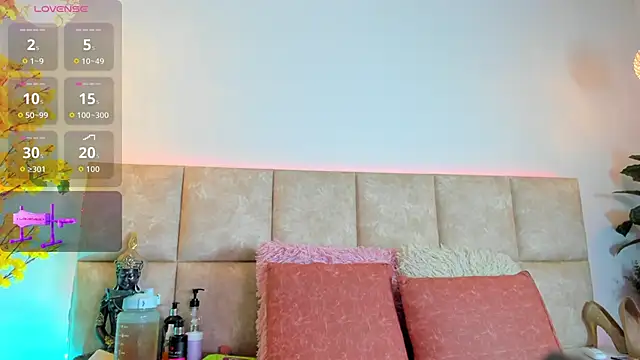 Snapshot of KarolBlanco chatting on 09-09-25, 02:33 KarolBlanco online show from 09-09-25, 02:33