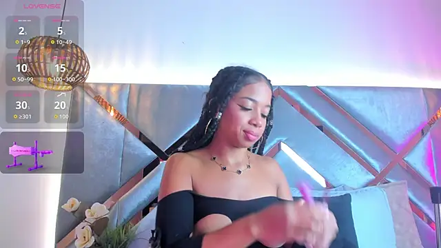 Snapshot of KarolBlanco chatting on 09-20-25, 02:34 KarolBlanco online show from 09-20-25, 02:34