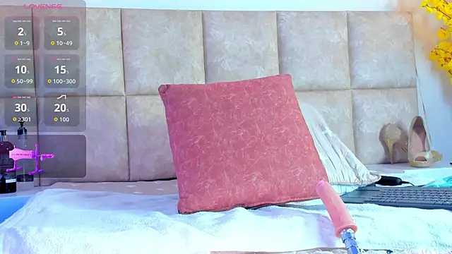 Snapshot of KarolBlanco chatting on 10-20-25, 07:14 KarolBlanco online show from 10-20-25, 07:14