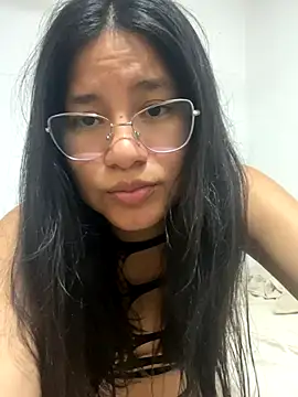 johanageminis online show from 11-18-25, 02:17