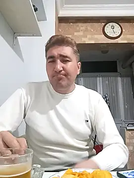 Snapshot of mert0359 chatting on 10-14-25, 09:26 mert0359 online show from 10-14-25, 09:26