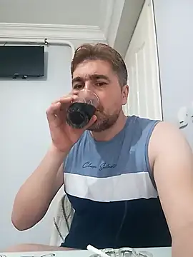 Snapshot of mert0359 chatting on 10-24-25, 02:24 mert0359 online show from 10-24-25, 02:24