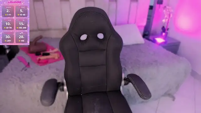 Samarafernandez online show from 09-22-25, 01:29