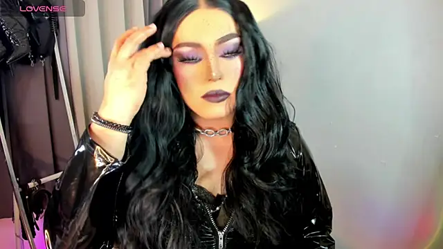 Snapshot of MagnaCumLoader17 chatting on 09-17-25, 08:10 MagnaCumLoader17 online show from 09-17-25, 08:10