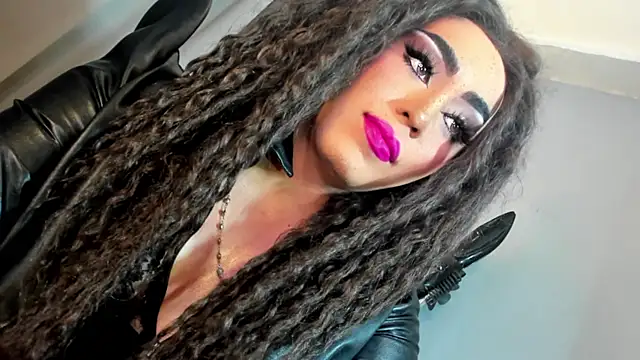 Snapshot of MagnaCumLoader17 chatting on 12-01-25, 10:37 MagnaCumLoader17 online show from 12-01-25, 10:37