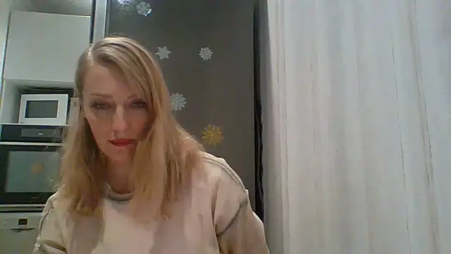 Snapshot of Vexxaa chatting on 02-10-26, 04:44 Vexxaa online show from 02-10-26, 04:44