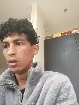 Snapshot of lusiboy96 chatting on 10-01-25, 07:36 lusiboy96 online show from 10-01-25, 07:36