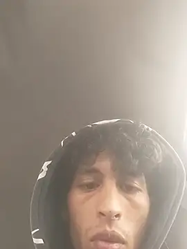 Snapshot of lusiboy96 chatting on 12-16-25, 11:59 lusiboy96 online show from 12-16-25, 11:59