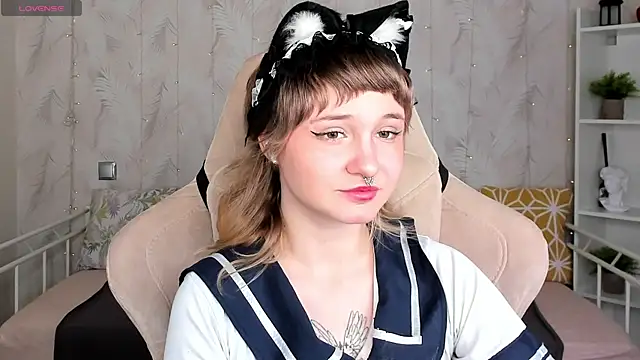 Tori Cutie online show from 04-21-26, 01:42