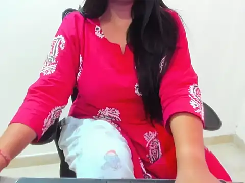 Hina Chaudhary online show from 04-23-26, 06:25