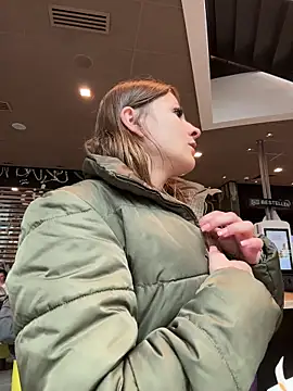 IsabellaEtha online show from 10-15-25, 11:32