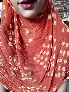 Snapshot of Indian-Aleena chatting on 04-24-26, 05:21 Indian-Aleena online show from 04-24-26, 05:21