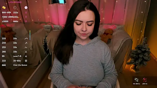 ashton heidii online show from 12-21-25, 12:18