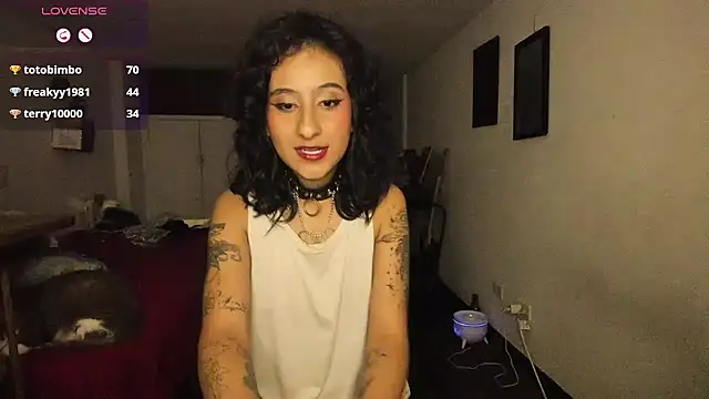 atenea dragon   online show from 10-16-25, 08:04